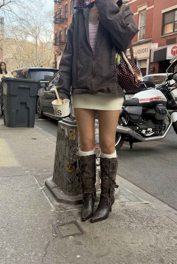 Chainlock Heeled Boots