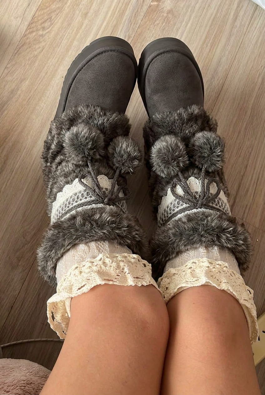 YukiLace FurCharm Boots