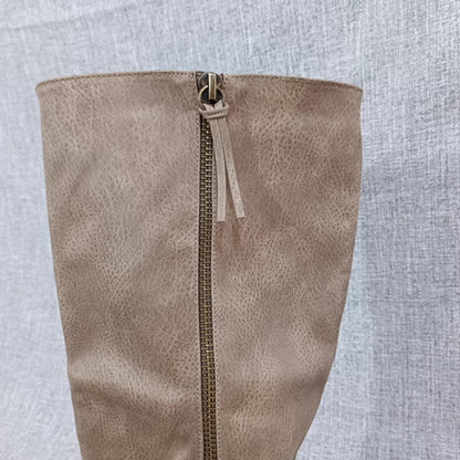 Versatile High-Heel Mid-Calf Boots