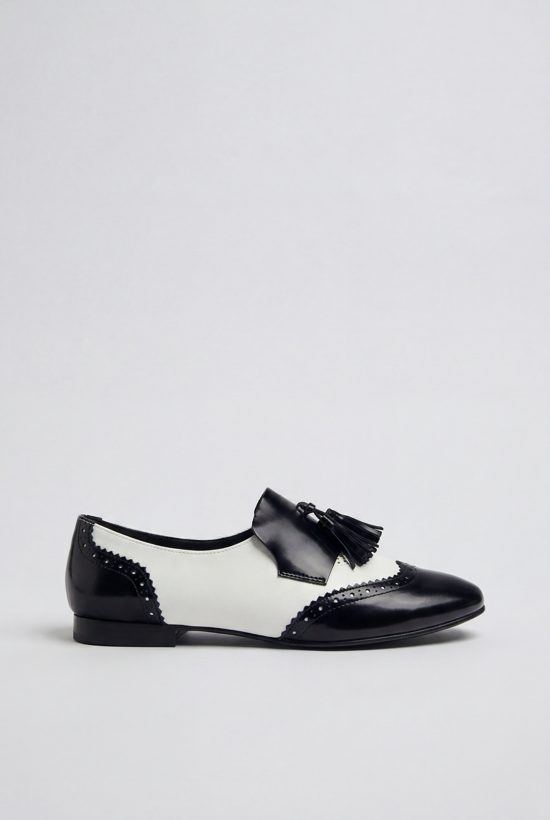 Niche Tassel Brogue Casual Loafers