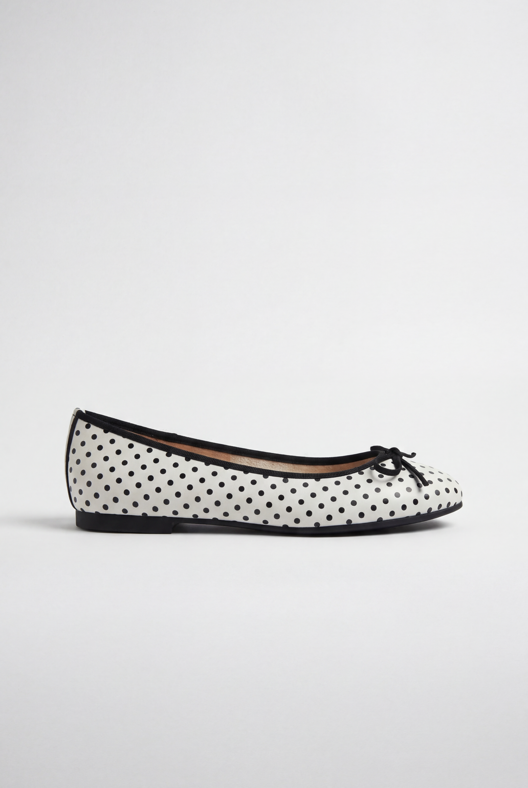 Noir Bow Polka Flats