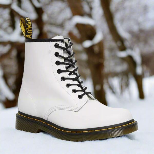 Marten™ - Elegant Lace-Up Boots