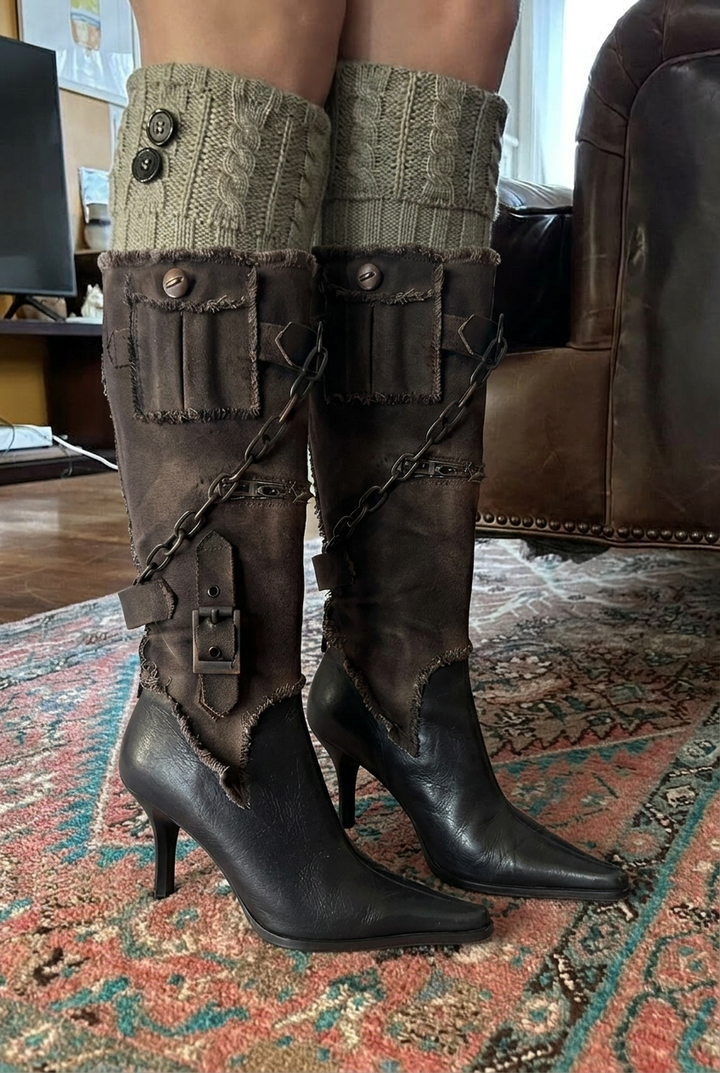 Chainlock Heeled Boots