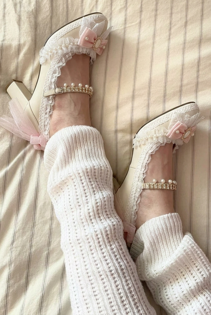 Rosette Cameo Lace heel